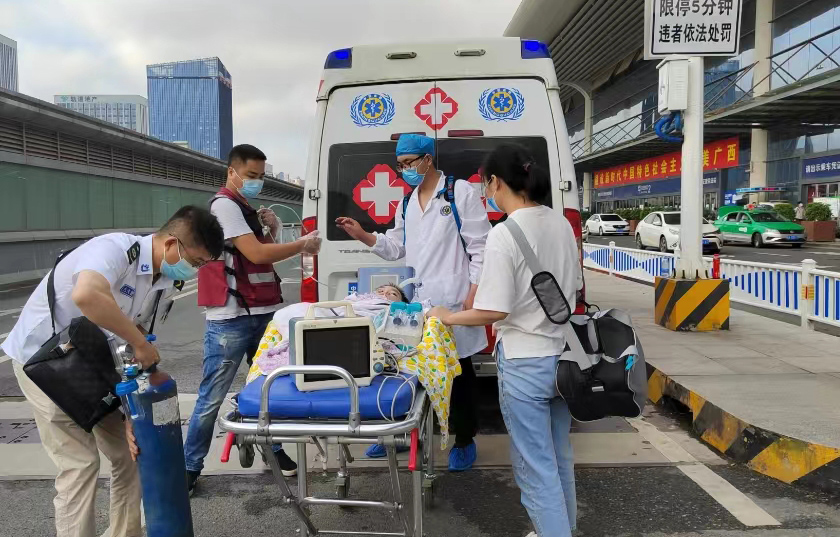 理县救护车出租公司